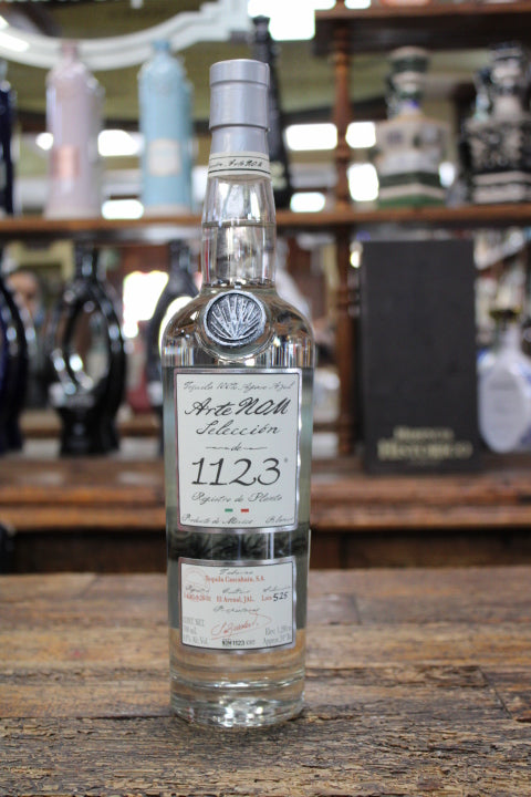 Tequila Artenom Seleccion De 1123 Blanco 700 ML